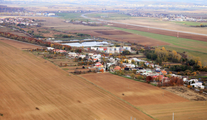 Letecké snímky obce Bočiar